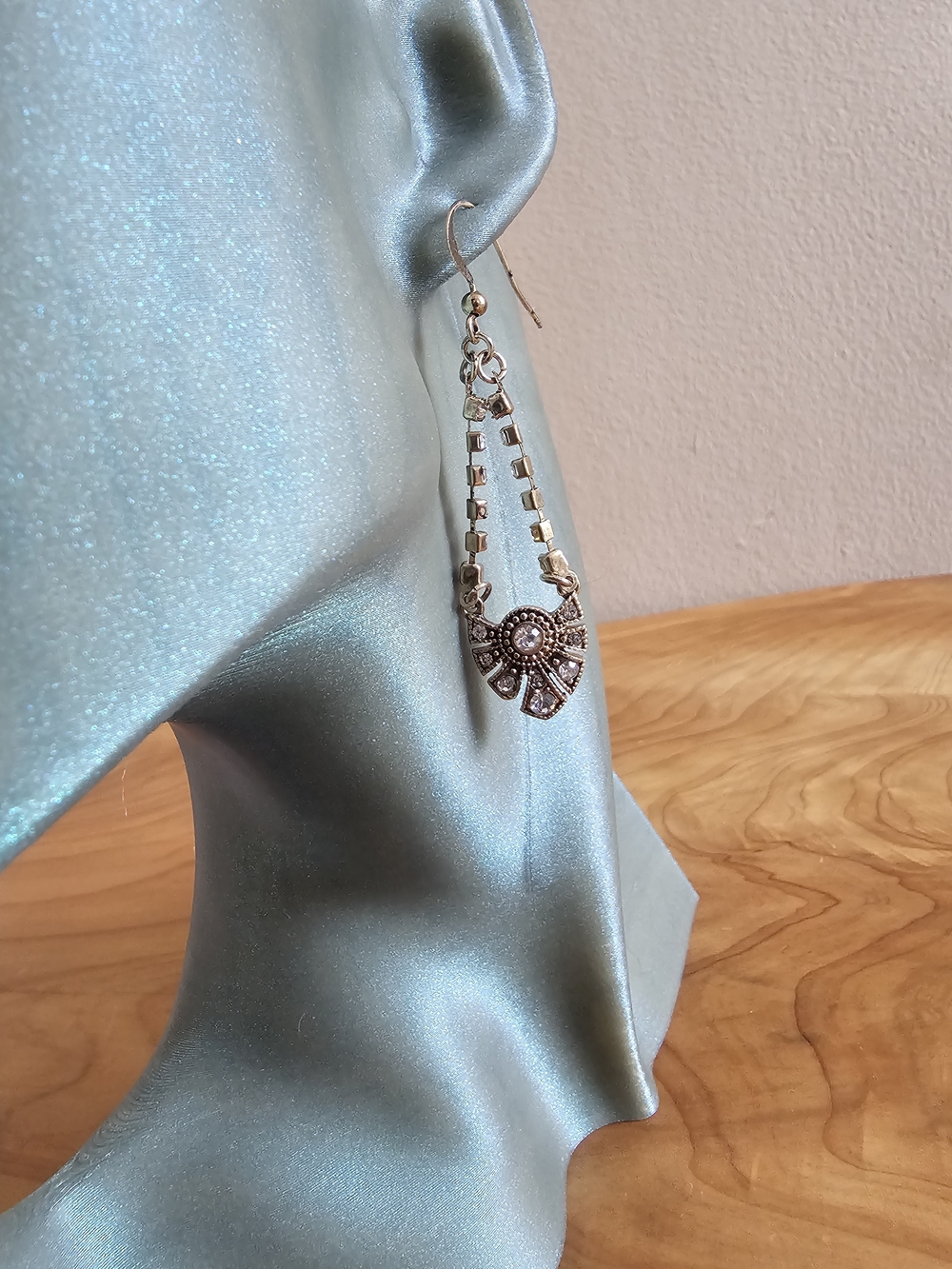Silver Filigree Drop Earrings - Elegant Silver Statement - Picture 4 of 7